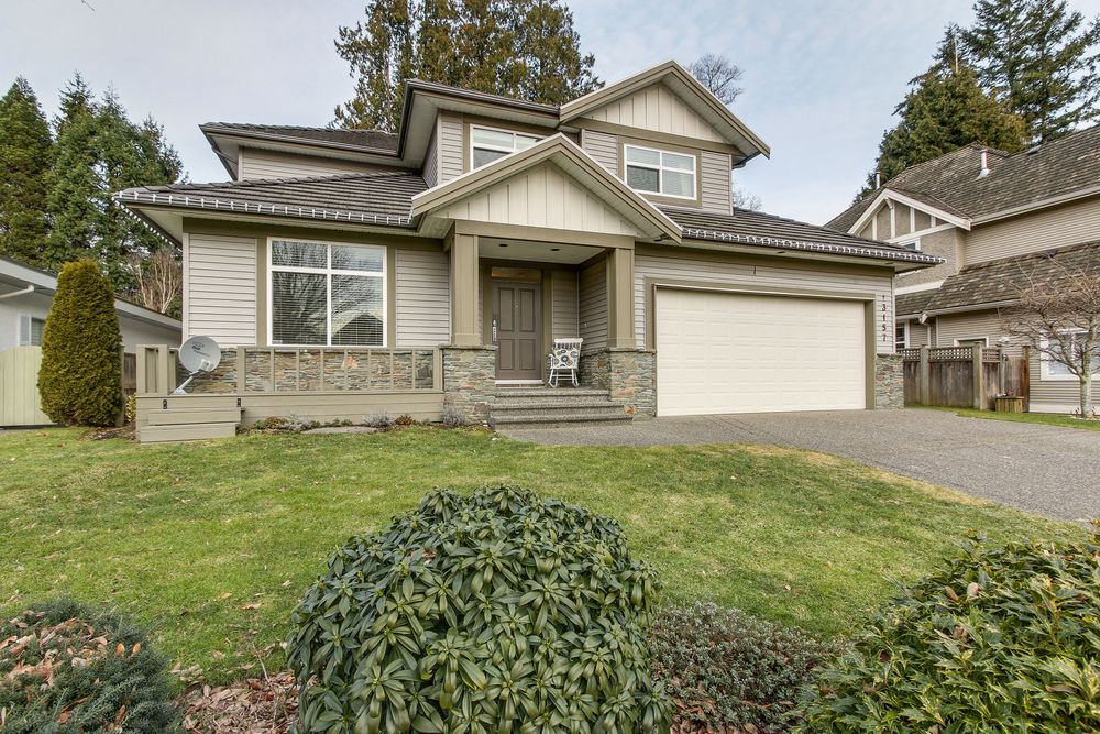 Main Photo:  in South Surrey: Home for sale : MLS®# R2131254