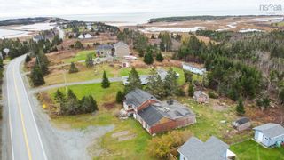 Photo 4: 3804 Lawrencetown Road in Lawrencetown: 31-Lawrencetown, Lake Echo, Port Residential for sale (Halifax-Dartmouth)  : MLS®# 202323113