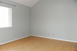 Photo 6: UNIVERSITY HEIGHTS Condo for sale : 2 bedrooms : 4449 Hamilton St #2 in San Diego