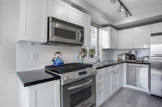 Photo 11: 201 122 E 3RD Street in North Vancouver: Lower Lonsdale Condo for sale in "Sausalito" : MLS®# R2525697