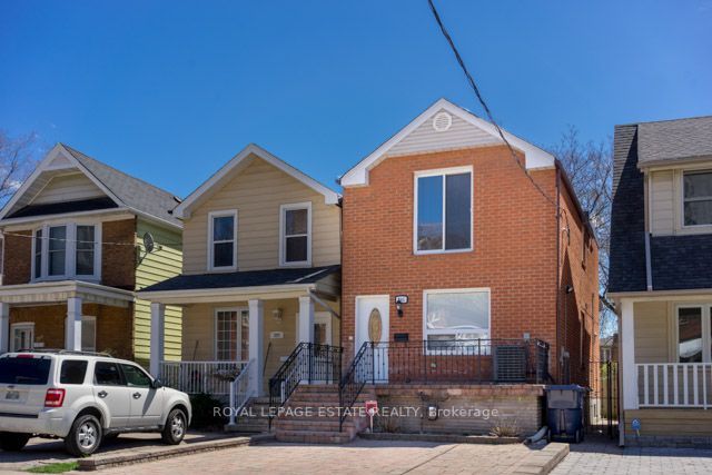 Main Photo: 295 Gowan Avenue in Toronto: Danforth Village-East York House (2-Storey) for sale (Toronto E03)  : MLS®# E7014232