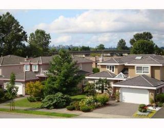 Photo 9: 2718 SOUTHCREST Drive in Burnaby North: Montecito Home for sale ()  : MLS®# V804954