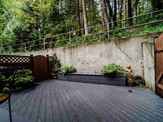 Photo 15: 210 JAMES Road in Port Moody: Port Moody Centre Townhouse for sale in "TALL TREE ESTATES" : MLS®# R2405921