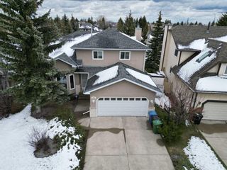 Photo 2: 128 Edgebank Circle NW in Calgary: Edgemont Detached for sale : MLS®# A2129474