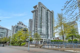 Main Photo: 2005 1077 MARINASIDE Crescent in Vancouver: Yaletown Condo for sale (Vancouver West)  : MLS®# R2874335