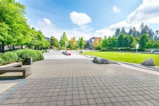 Photo 11: 906 1185 THE HIGH Street in Coquitlam: North Coquitlam Condo for sale in "Claremont" : MLS®# R2232143