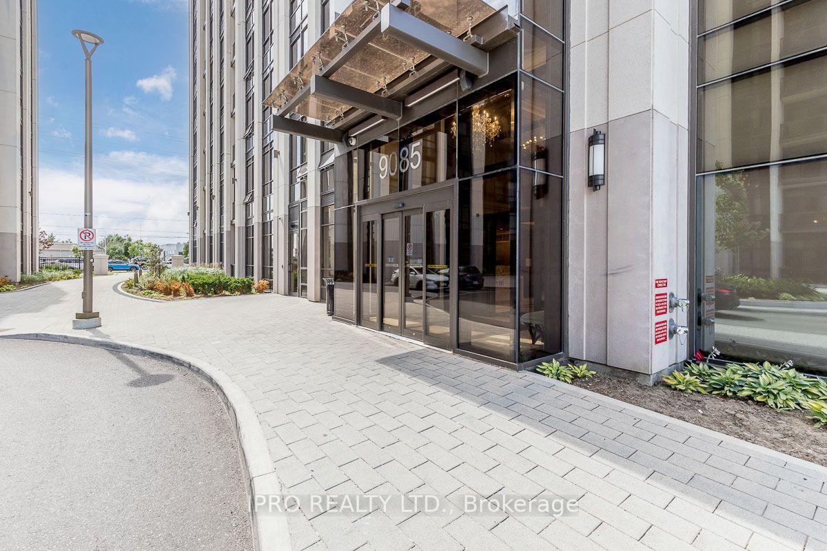 Main Photo: 9085 Jane St in Vaughan: Concord Condo for sale : MLS®# N6205528