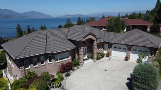Photo 1: 316 Uplands Drive, in Kelowna: House for sale : MLS®# 10271242