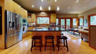 Photo 13: 1489 HENDERSON Road: Roberts Creek House for sale (Sunshine Coast)  : MLS®# R2856378