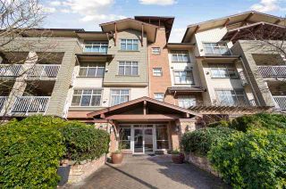 Photo 3: 212 6500 194 Street in Surrey: Clayton Condo for sale in "Sunset Grove" (Cloverdale)  : MLS®# R2552683