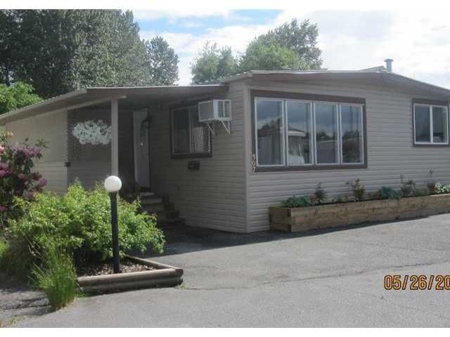 Main Photo: 307 201 CAYER Street in Coquitlam: Maillardville Manufactured Home  in "WILDWOOD PARK" : MLS®# V1068018