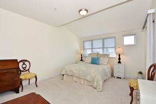 Photo 11: 306 3088 W 41ST Avenue in Vancouver: Kerrisdale Condo for sale in "THE LANESBOROUGH" (Vancouver West)  : MLS®# R2339683