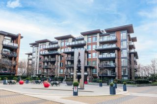 Photo 1: 208 719 W 3RD Street in North Vancouver: Harbourside Condo for sale in "The Shore" : MLS®# R2870601