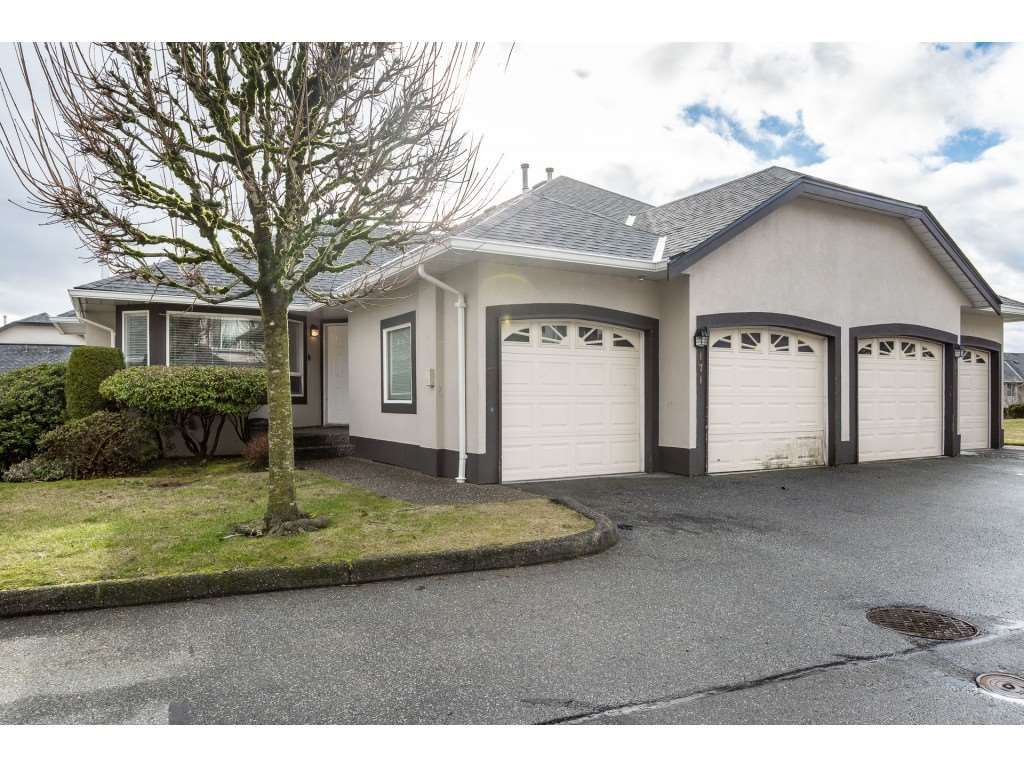Main Photo: 171 3160 TOWNLINE Road in Abbotsford: Abbotsford West Townhouse for sale in ""South-Point"" : MLS®# R2536288