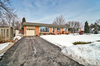 Photo 3: 17 Rayne Avenue in Oakville: College Park House (Bungalow) for sale : MLS®# W5504977