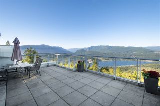 Photo 2: 1107 9266 UNIVERSITY CRESCENT in Burnaby: Simon Fraser Univer. Condo for sale (Burnaby North)  : MLS®# R2487372