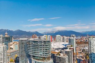 Photo 39: 3902 1033 MARINASIDE Crescent in Vancouver: Yaletown Condo for sale in "Quaywest 1" (Vancouver West)  : MLS®# R2869110
