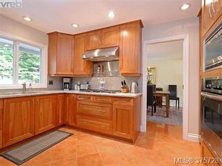 Photo 5: 4556 Balmacarra Rd in VICTORIA: SE Gordon Head House for sale (Saanich East)  : MLS®# 754273