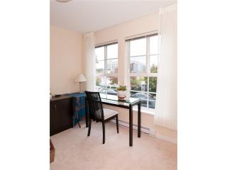 Photo 9: 206 680 W 7TH Avenue in Vancouver: Fairview VW Condo for sale in "LIBERTE" (Vancouver West)  : MLS®# V862666