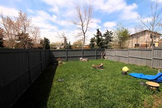 Photo 16: 301 Fonda Way SE in Calgary: Forest Heights Semi Detached (Half Duplex) for sale : MLS®# A2131375