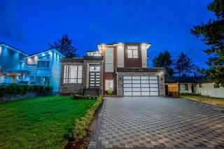 Photo 1: 6093 172B Street in Surrey: Cloverdale BC House for sale (Cloverdale)  : MLS®# R2746972