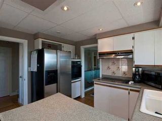 Photo 7: 392 VENTURA Crescent in North Vancouver: Home for sale : MLS®# V871782