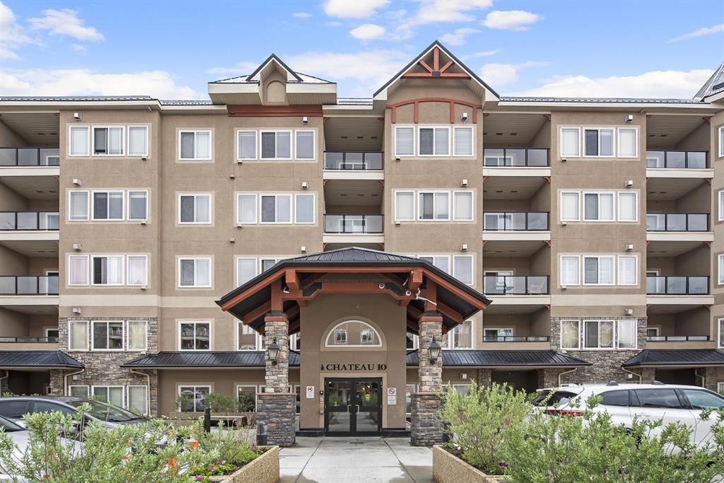 Main Photo: 140 10 Discovery Ridge Close SW in Calgary: Discovery Ridge Apartment for sale : MLS®# A1228293
