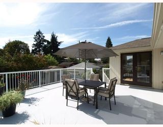 Photo 10: 1253 Sutherland Avenue in North Vancouver: Boulevard House for sale : MLS®# V785862