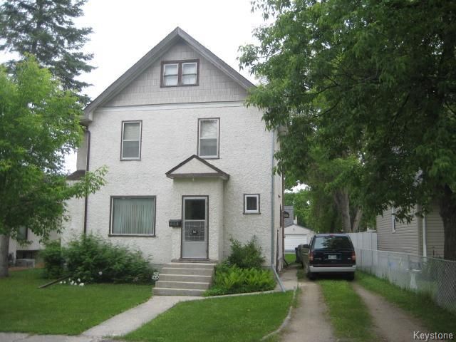 Main Photo: 161 Helmsdale Avenue in Winnipeg: East Kildonan Residential for sale (3C)  : MLS®# 1715945