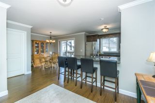 Photo 7: 26 6238 192 Street in Surrey: Cloverdale BC Townhouse for sale in "Bakerview Terrace" (Cloverdale)  : MLS®# R2248106