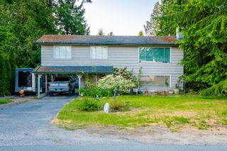 Photo 1: 20951 45A Avenue in Langley: Langley City House for sale : MLS®# R2783938