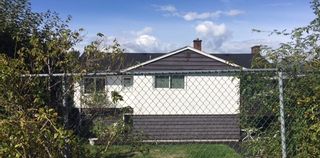Photo 3: 4450 BRIARWOOD Crescent in Burnaby: Garden Village House for sale in "Garden Village" (Burnaby South)  : MLS®# R2208239