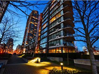 Main Photo: # 100 9 SMITHE MEWS ME in Vancouver: Yaletown Condo for sale (Vancouver West)  : MLS®# V1043243