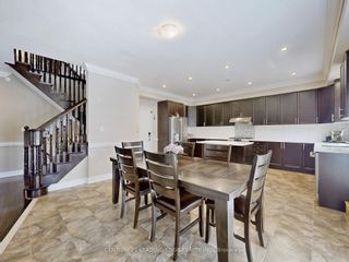 Photo 7: 74 Chambersburg Way in Whitchurch-Stouffville: Stouffville House (2-Storey) for sale : MLS®# N8279134