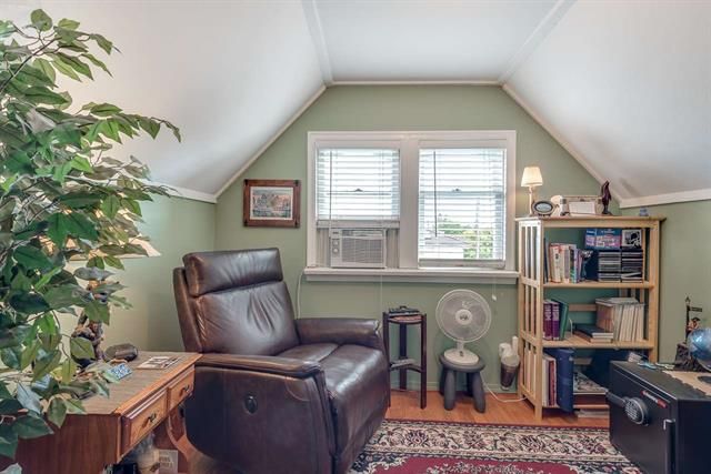 Photo 11: Photos: 1208 E 51st Av in Vancouver: South Vancouver House for sale (Vancouver East)  : MLS®# R2287939