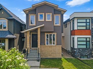 Main Photo: 2129 31 Avenue SW in Calgary: South Calgary Detached for sale : MLS®# A2055515