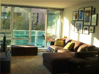 Photo 3: 907 788 HAMILTON Street in Vancouver: Downtown VW Condo for sale in "TV TOWERS" (Vancouver West)  : MLS®# V885261