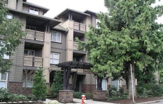 Photo 1: 808 SANGSTER Place in New Westminster: The Heights NW Condo for sale in "THE BROCKTON" : MLS®# V636718