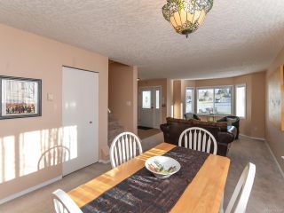 Photo 4: 2493 Kinross Pl in COURTENAY: CV Courtenay East House for sale (Comox Valley)  : MLS®# 833629