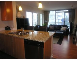 Photo 3: 906 688 ABBOTT Street in Vancouver: Downtown VW Condo for sale (Vancouver West)  : MLS®# V788314