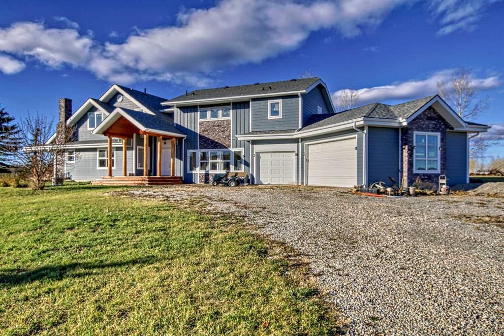 Main Photo: 32040 232 Avenue W: Rural Foothills County Detached for sale : MLS®# A2088196