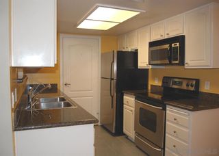 Photo 3: RANCHO BERNARDO Condo for sale : 1 bedrooms : 12015 Alta Carmel Ct #309 in San Diego