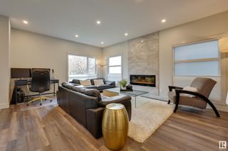 Photo 4: 14409 80 Avenue in Edmonton: Zone 10 House for sale : MLS®# E4324354