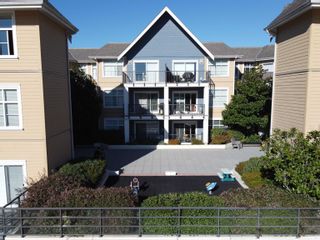 Photo 2: 216 1336 MAIN Street in Squamish: Downtown SQ Condo for sale in "ARTISAN" : MLS®# R2724187