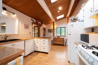 Photo 10: 904-908 CONNOLLY Road: Bowen Island House for sale : MLS®# R2740028