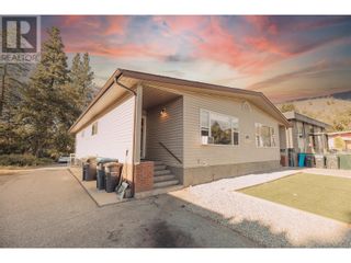 Photo 5: 170 MCPHERSON Crescent in Penticton: House for sale : MLS®# 10281123