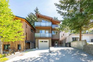 Main Photo: 2009 SMOKE BLUFF Road in Squamish: Hospital Hill House for sale : MLS®# R2877868