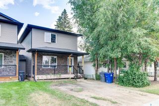 Photo 1: 338 W Avenue South in Saskatoon: Pleasant Hill Residential for sale : MLS®# SK906812