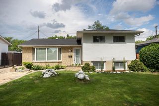 Photo 1: 85 Peony Avenue in Winnipeg: Garden City Residential for sale (4G)  : MLS®# 202015043