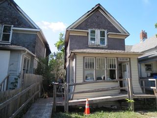 Photo 1: 518 McAdam Avenue in Winnipeg: West Kildonan Residential for sale (4D)  : MLS®# 202126273
